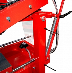 Фиксация глубины реза камнерезного станка Diam SKH-400/2.2 Фиксация глубины реза камнерезного станка Diam SKH-400/2.2